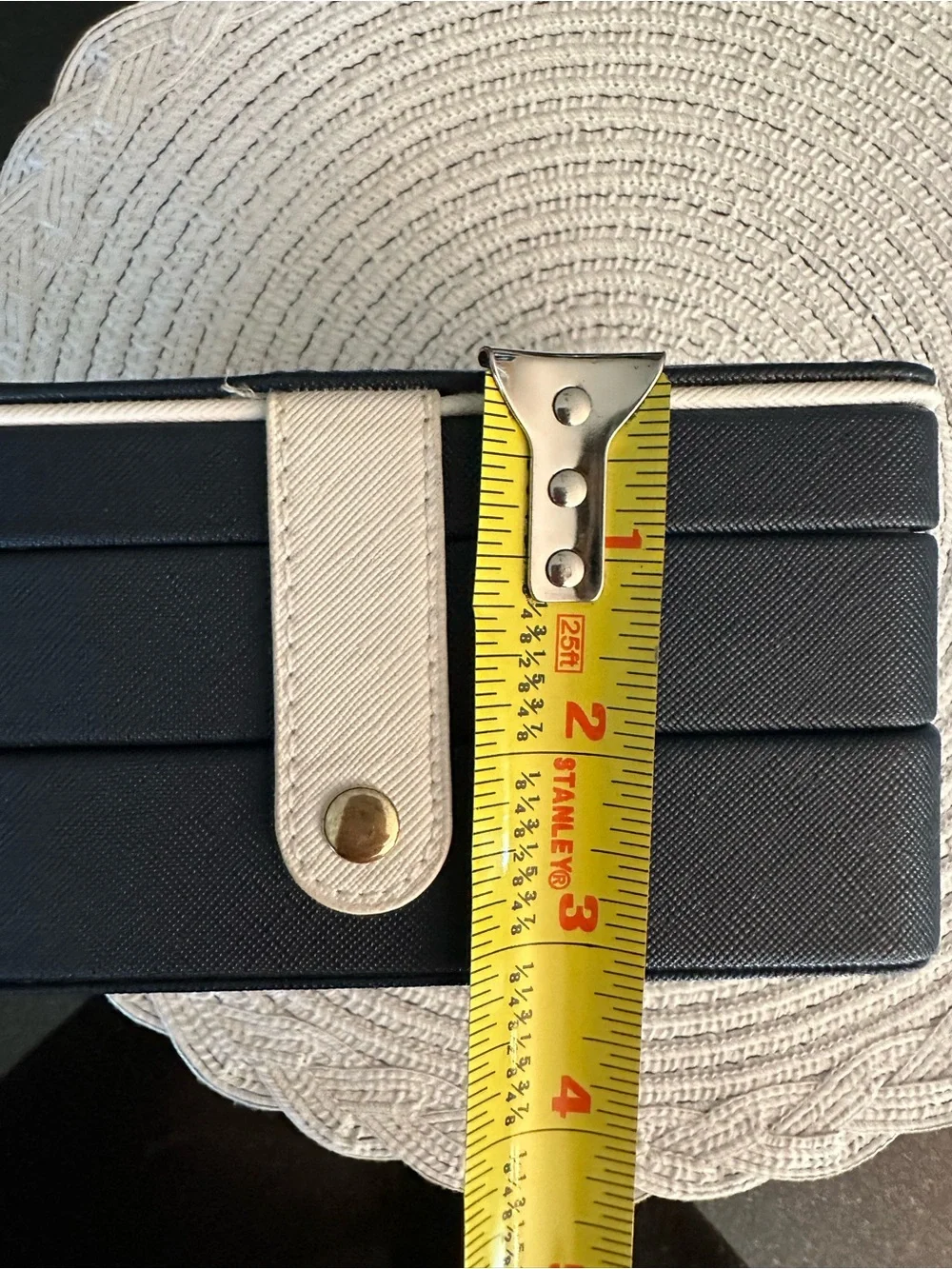 ⭐️NWOT⭐️ Navy Travel Jewelry Box with White Snap Strap